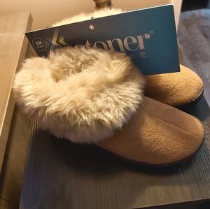 ISOTONER BOOTS-SIZE 6.5 to 7